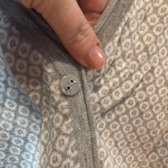 3/$20 Grey and White Patterned cardigan - Picture 2 of 5